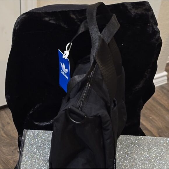 Adidas Trefoil Chenille Crossbody Bag- Black - Picture 8 of 10